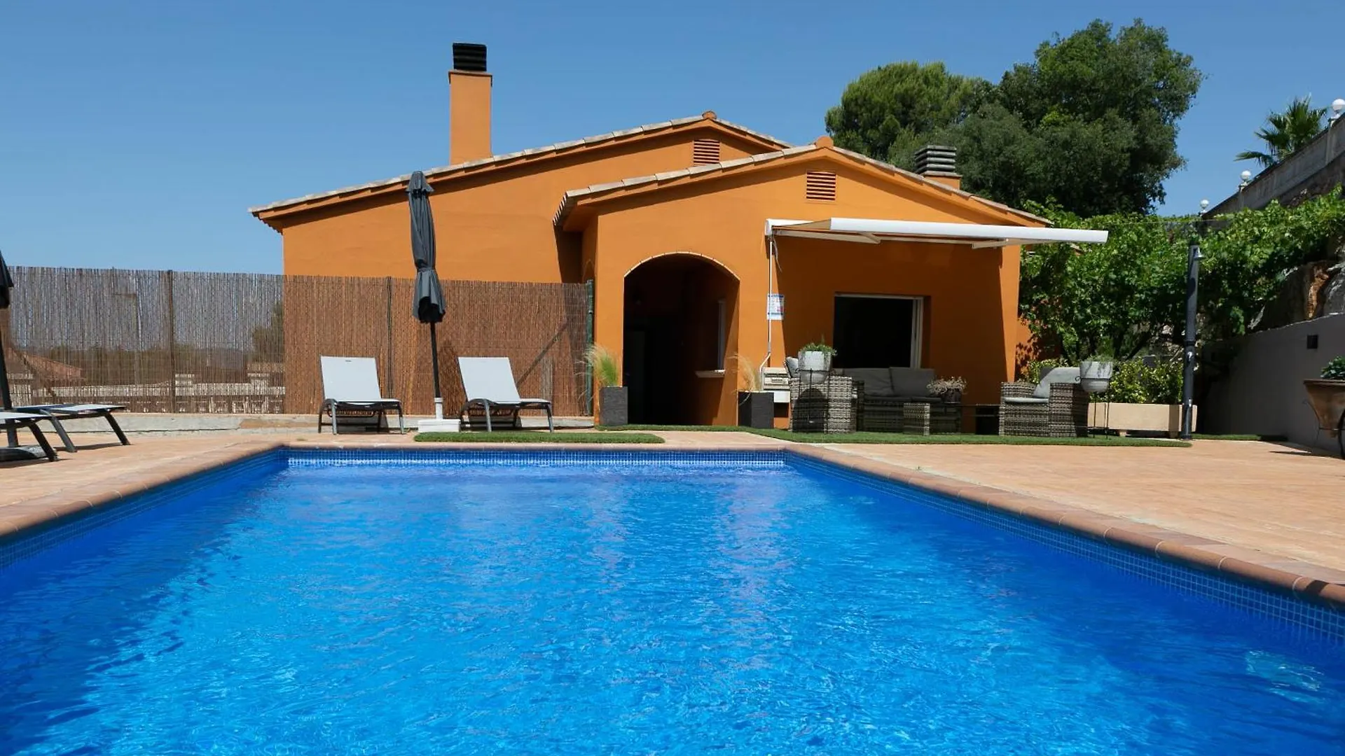 Villa W Pool In Begur H14